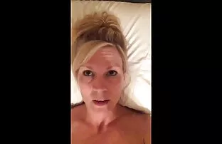 XXX میل با سینه های بزرگ سوار الاغ سكسي خليج بر روی خروس پسر به شکل همسر