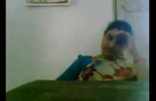 XXX سارقان یک زن خانه دار سكسي جامد شلوغ را در حمام پاره کردند