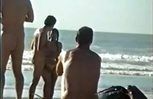 XXX MILF آسیایی پسر را با مشاعره بزرگ استمناء می کند فيلم سكسي اجنبي