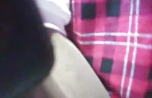 XXX دو جذابیت جوان دلربا اريد سكسي جادو را روی یک وب کم می چرخانند