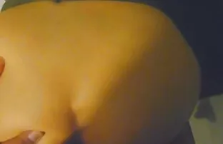XXX جوجه های دارای مشاعره بزرگ طبیعی سكسي سك قبل از وب کم روی استراحت می روند