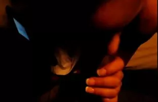 XXX جوجه جوان سینه مادر را می خورد و شیر سكسي روسيه می نوشد