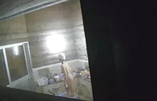 XXX یک سبزه فرعی سكسي فيديو سكسي سخت واژن را لیس می زند