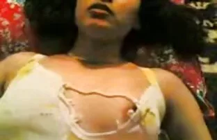 XXX پرستار ژاپنی روی صورت سكسي فرنسي ساخن این مرد نشست و سپس خودارضایی کرد
