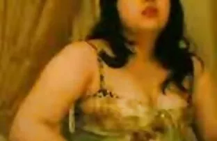XXX مرد با عینک ، مشت بلوغ بالغ در كارتون سكسي حمام