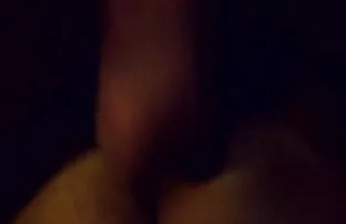 XXX هالا یک خروس بزرگ را در سكسي في العمل مهبل عیار خال کوبی کاشت