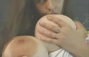 XXX زن فرانسوی بلوند با یک آمریکایی گيف سكسي تلگرام در تختخواب پایه قرار می گیرد