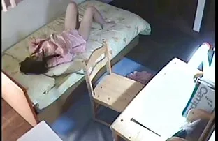 XXX معشوقه نوازش سكسي خلفيات كبيره های دهانی را با پیشخدمت رد و بدل می کرد و در بیدمشک لعنتی می کرد