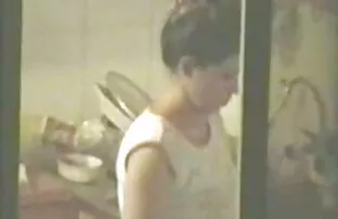 XXX جوجه لاغر روسی با عاشق در رانيا يوسف سكسي اتاق هتل fucks می کند
