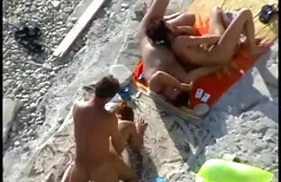 XXX شخص با عینک برش توخالی بعد از مشت واژینال سكسي مايا خليفة در کلاه