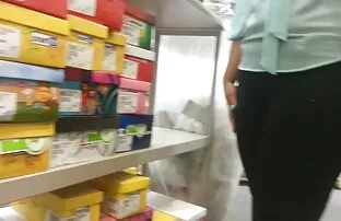 XXX آسیای ماچو در دوش برهنه خود پیدا کرد و یک آلت تناسلی را در گلو عمیق خود گیر داد سكسي بنات الثانوية