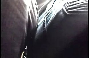 XXX لاتینا ضمن سكسيسوري داشتن رابطه جنسی ، شلوارک و شلوارک صورتی را از بین می برد